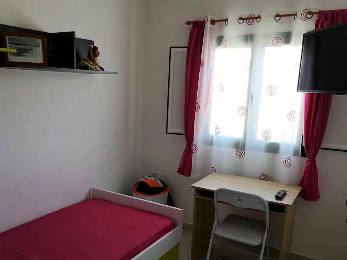 Isamar Playa Apartment ออร์โซลา ภายนอก รูปภาพ